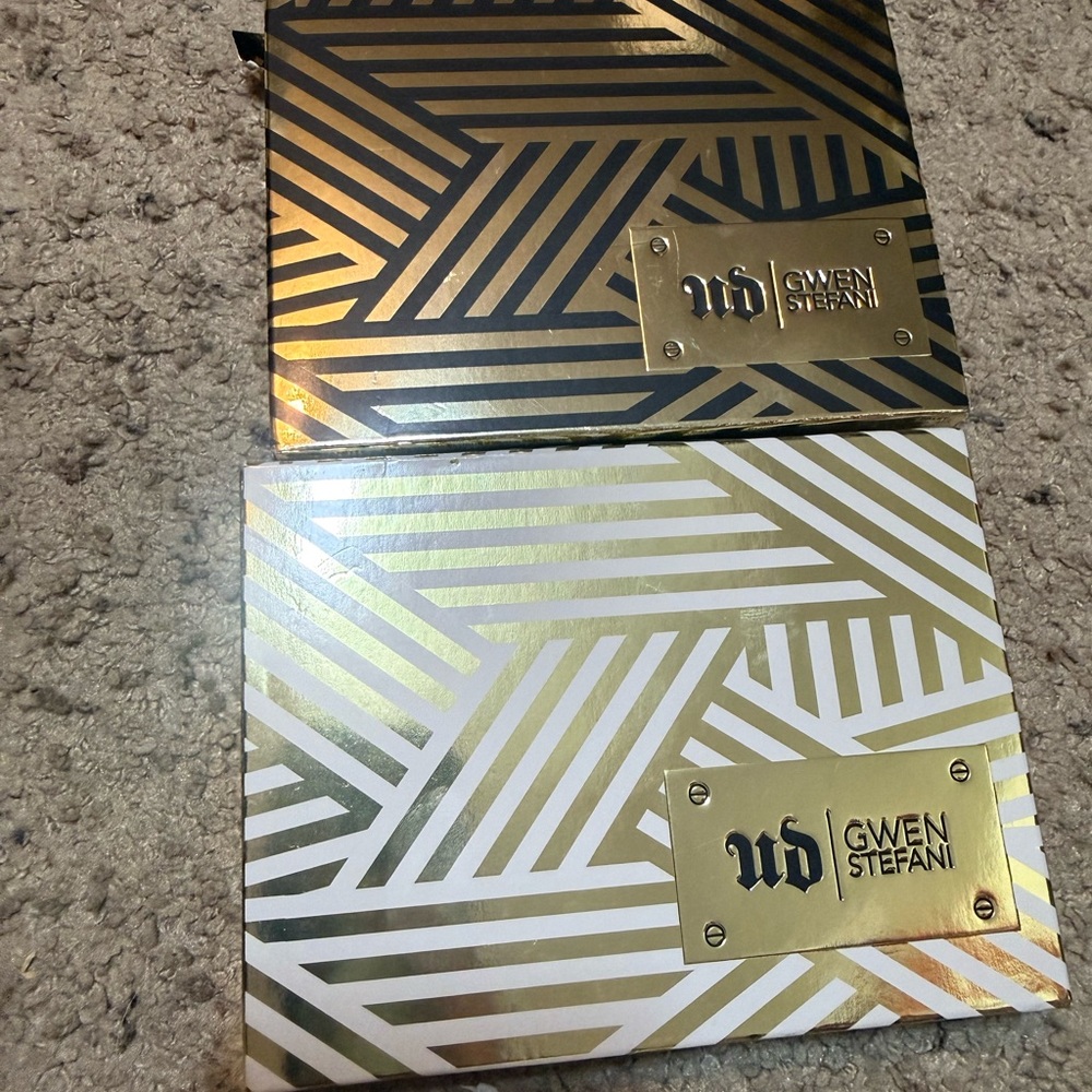Urban Decay Gwen Stefani Gold and Black Palette